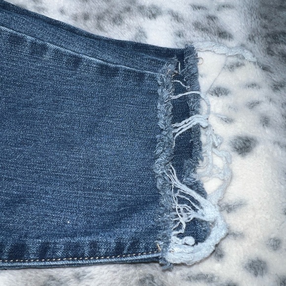 Vintage America Blues Distressed Jeans - Picture 4 of 6